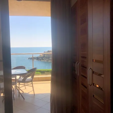 Afrodita 2 アパートホテル シネモレツ