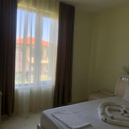 Afrodita 2 Apartmanhotel 2*